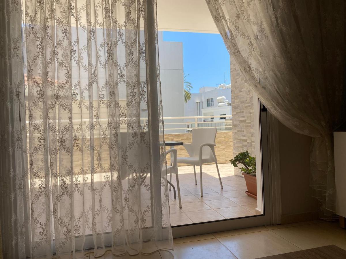 Apartmán Holiday City Center Larnaca Exteriér fotografie